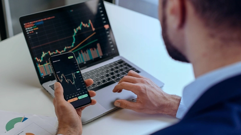 Dashboard di trading IA di Fon Vaultaris